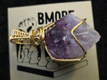 Load image into Gallery viewer, Theresa Geode pendant