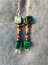 Load image into Gallery viewer, Envy Squared Earrings
